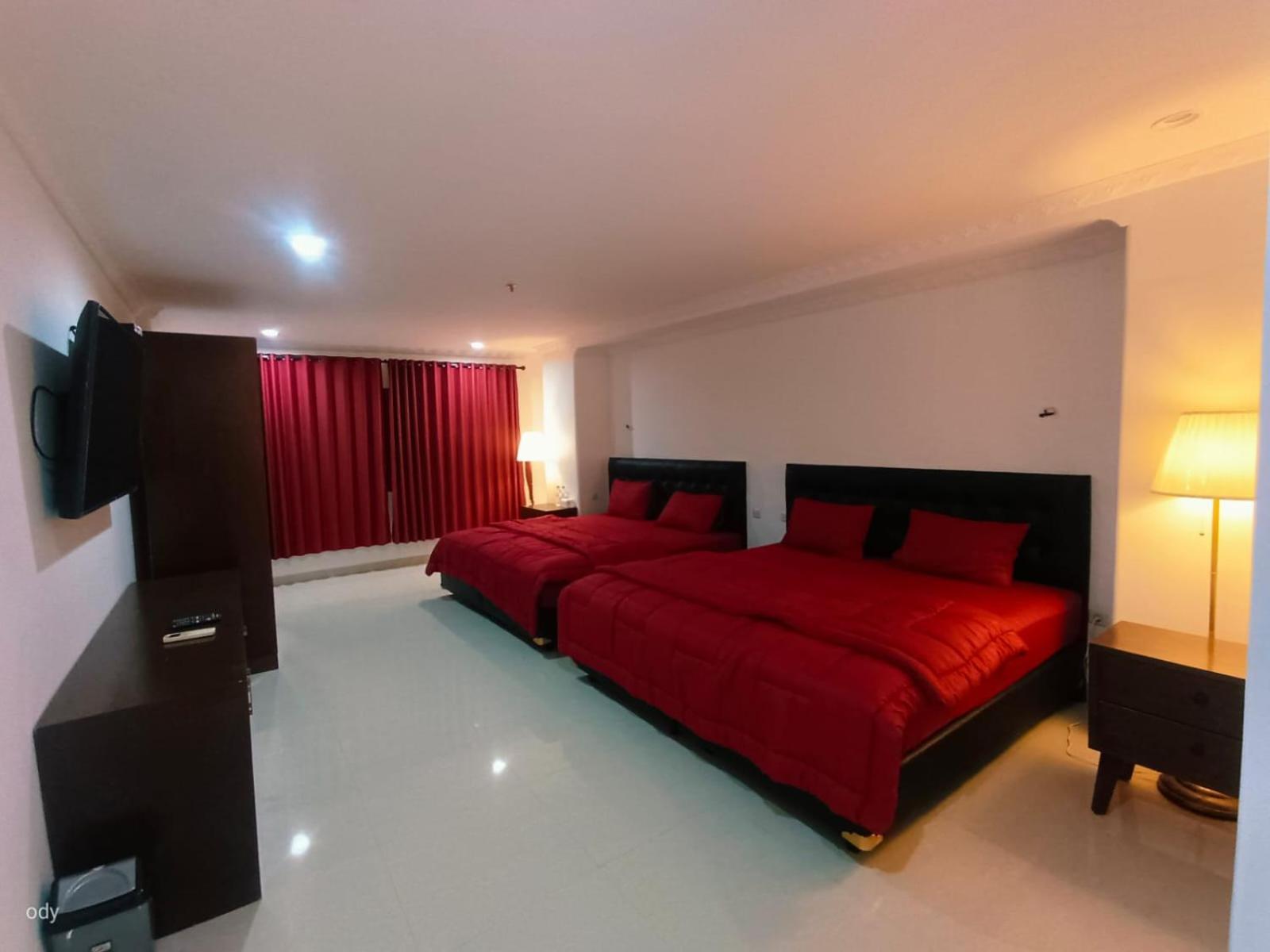 Cherry Blossom Hotel Jakarta